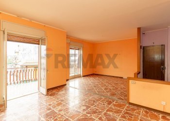 Stanza vuota - Appartamento via Petralia
 
93, Aci Catena - foto 14