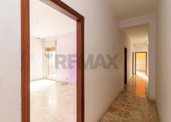 Hall / corridoio - Appartamento via Petralia
 
93, Aci Catena - foto 16