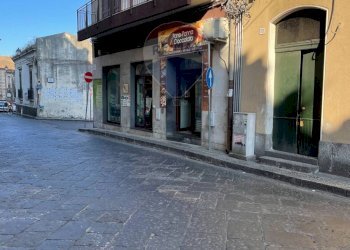 Edificio all\'aperto - Commercial Activity Via Dafnica
111, Acireale - photo 2