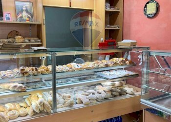 Soggiorno - Commercial Activity Via Dafnica
111, Acireale - photo 4