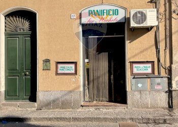 Edificio all\'aperto - Commercial Activity Via Dafnica
111, Acireale - photo 12