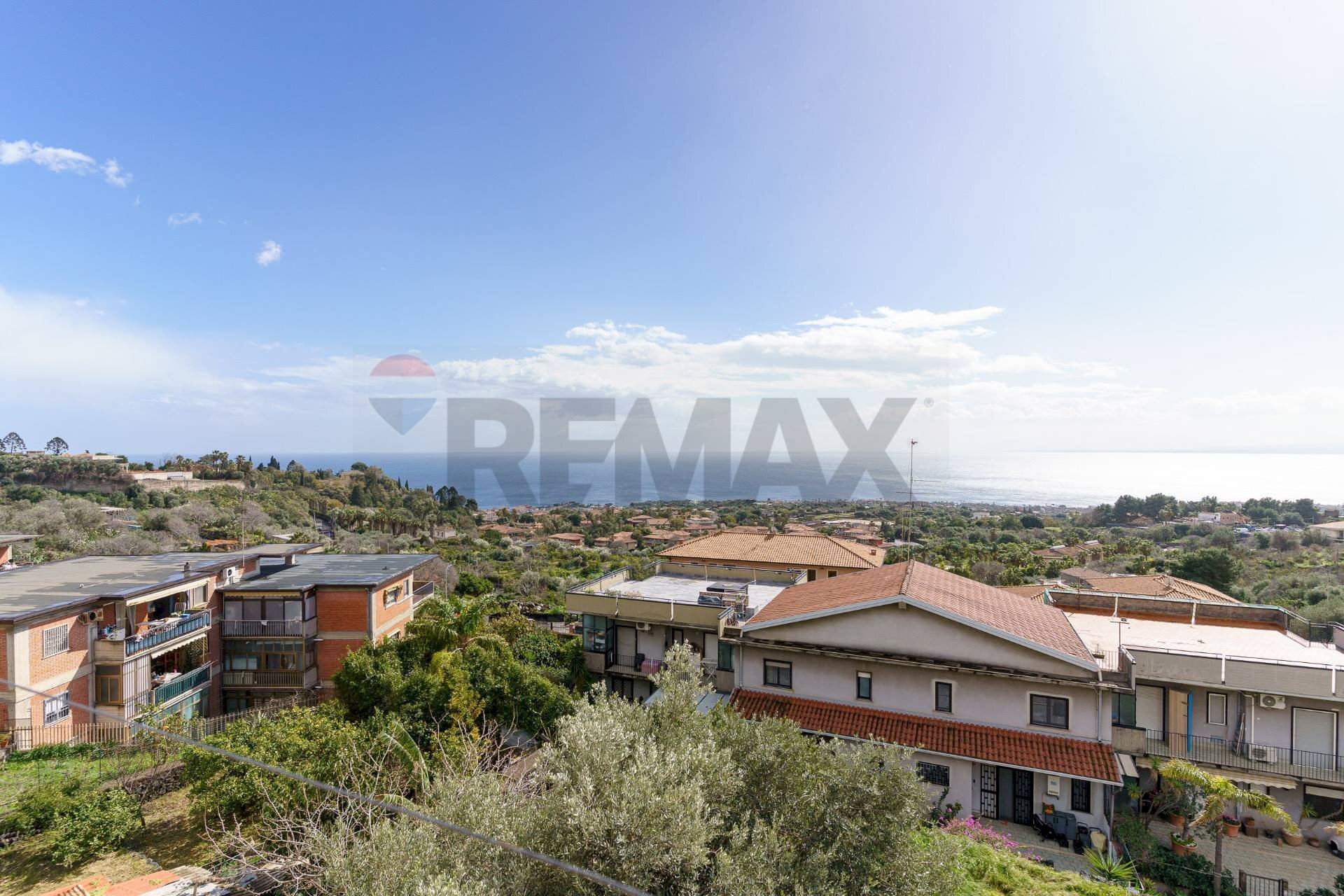 Edificio all\'aperto - Quadrilocale via tripoli
 
272, Aci Castello - foto 2