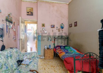 Camera / camera da letto - Quadrilocale via tripoli
 
272, Aci Castello - foto 10