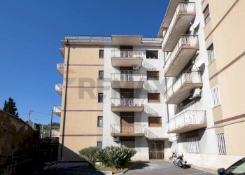 Edificio all\'aperto - Appartamento Via Battista Grassi
 
5, Catania - foto 24