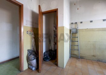 Stanza vuota - Quadrilocale Via Battista Grassi
 
5, Catania - foto 11