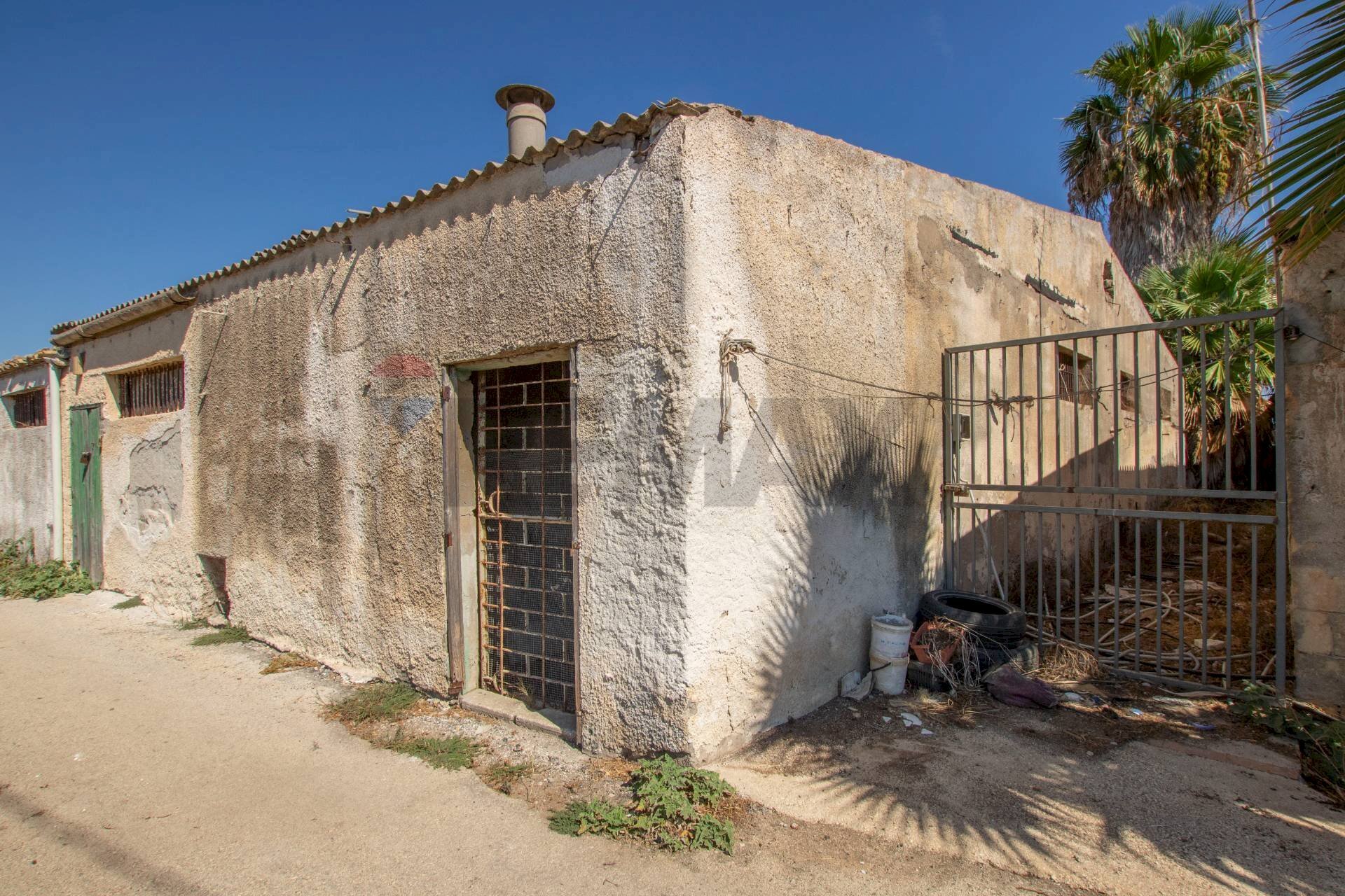Casa all\'aperto - Capannone via Rumania
4, Siracusa - foto 3