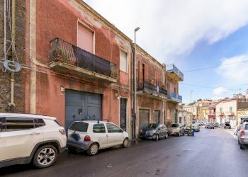 Edificio all\'aperto - Quadrilocale VIA TRIPOLI
 
272, Aci Castello - foto 20