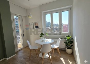 Sala da pranzo - One-room apartment Piazza Napoli
 
33, Milano - photo 1