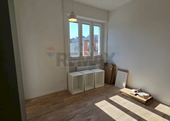 Stanza vuota - One-room apartment Piazza Napoli
 
33, Milano - photo 7