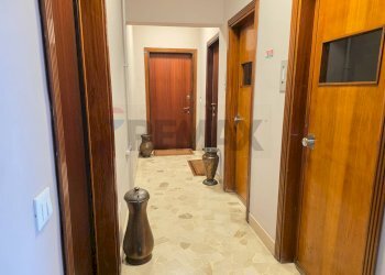 Hall / corridoio - One-room apartment Piazza Napoli
 
33, Milano - photo 14