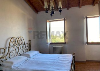 Camera / camera da letto - Independent house VIA SOLINGA
 
3, Stradella - photo 9