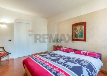 Camera / camera da letto - Four-room apartment via lago del garda
 
17, Mulazzano - photo 12