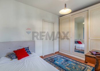 Camera / camera da letto - Four-room apartment via lago del garda
 
17, Mulazzano - photo 15