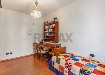Camera / camera da letto - Four-room apartment via lago del garda
 
17, Mulazzano - photo 17