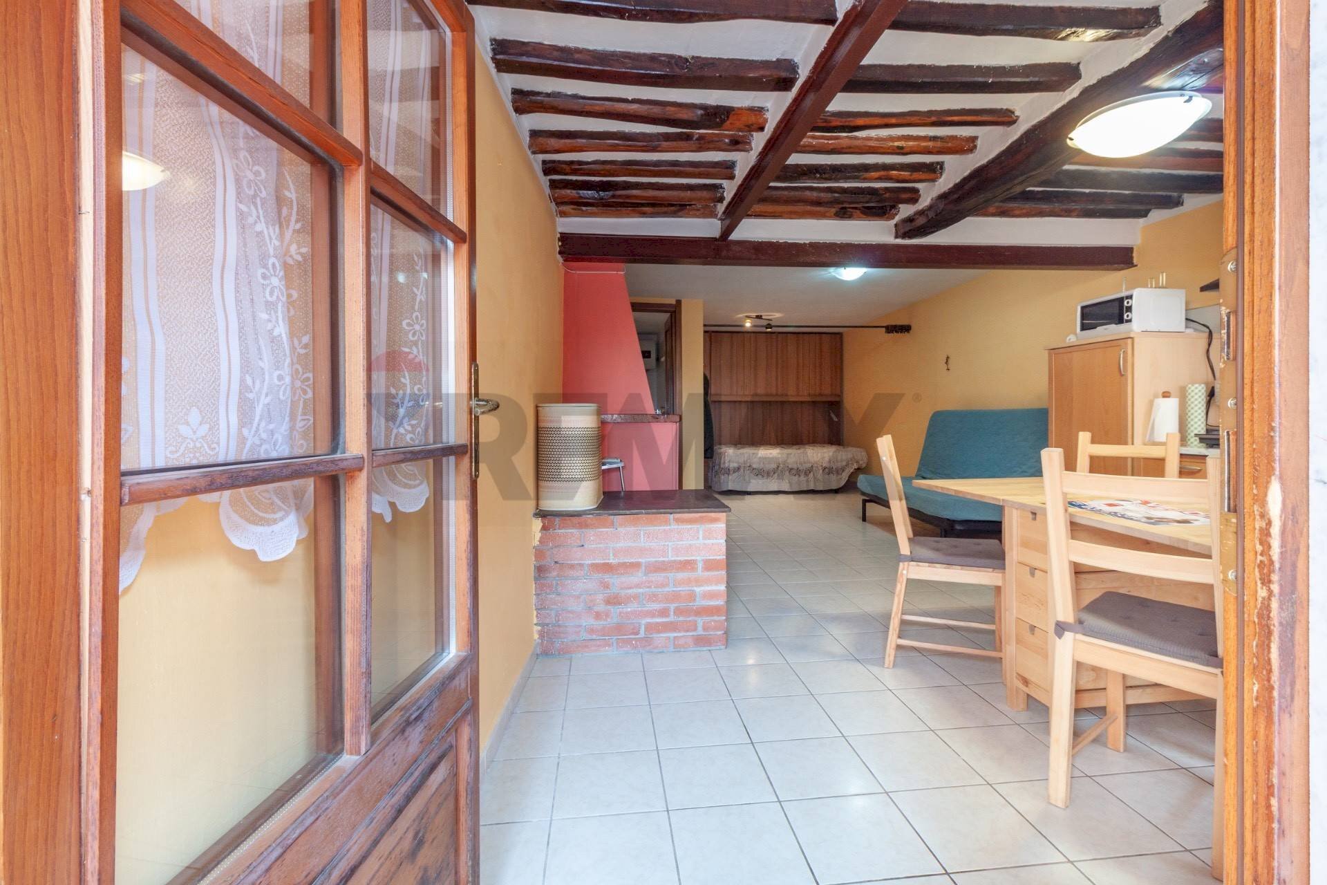 Sala da pranzo - Monolocale Via Vasco Venturelli
 
25, Carrara - foto 3