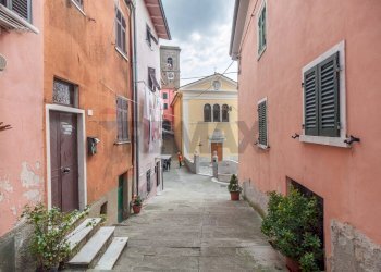 Edificio all\'aperto - Monolocale Via Vasco Venturelli
25, Carrara - foto 1