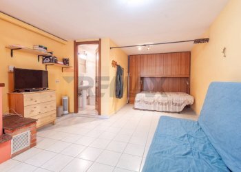 Camera / camera da letto - Monolocale Via Vasco Venturelli
25, Carrara - foto 9