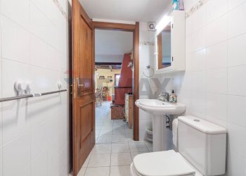 Bagno - Monolocale Via Vasco Venturelli
25, Carrara - foto 14