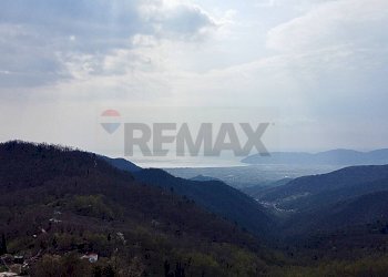 Vista delle montagne - Monolocale Via Vasco Venturelli
25, Carrara - foto 17