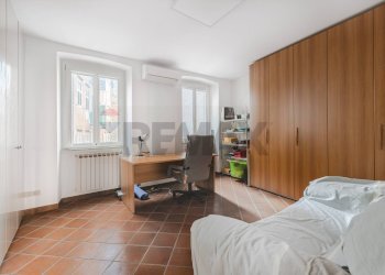 Camera / camera da letto - Trilocale Via San Sergio
 
5, Trieste - foto 15