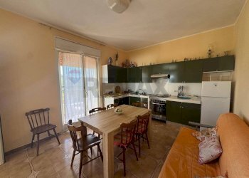 Sala da pranzo - Villa STRADA PROVINCIALE 67 S.M. del FOCALLO
 
11, Ispica - photo 23