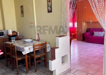 Sala da pranzo - Trilocale VIA DELLA PENTAPOLI
 
12, Priolo Gargallo - foto 11