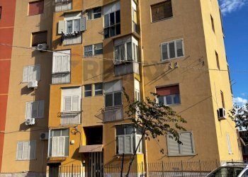 Edificio all\'aperto - Trilocale VIA DELLA PENTAPOLI
 
12, Priolo Gargallo - foto 27