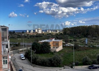 Edificio all\'aperto - Trilocale VIA DELLA PENTAPOLI
 
12, Priolo Gargallo - foto 30