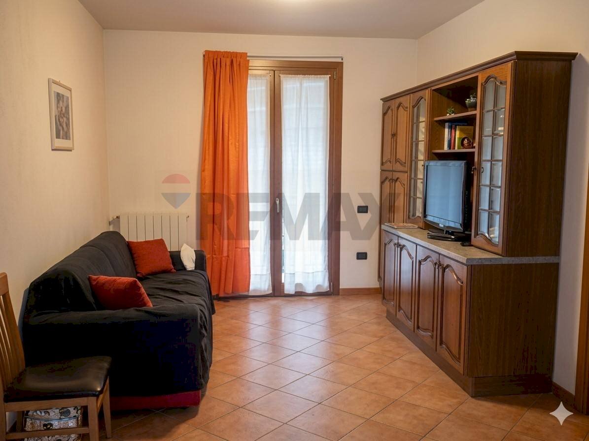 Soggiorno - Trilocale Via Lorenzetti
 
8, Angolo Terme - foto 2