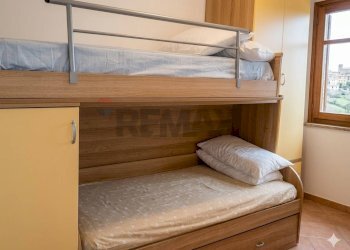 Camera / camera da letto - Trilocale Via Lorenzetti
 
8, Angolo Terme - foto 7