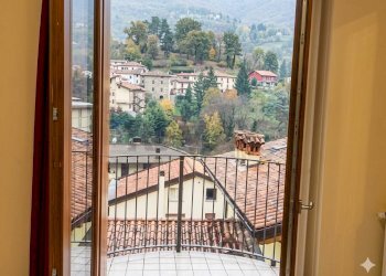Balcone - Trilocale Via Lorenzetti
 
8, Angolo Terme - foto 9