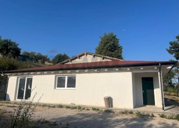 Casa all\'aperto - Loft C/DA CASALE
 
35, Moscufo - foto 1