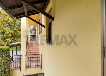 Balcone - Semi-detached house Frazione Castiglioni
 
77, Arcevia - photo 10