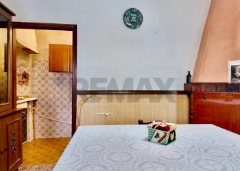 Camera / camera da letto - Semi-detached house Frazione Castiglioni
 
77, Arcevia - photo 18