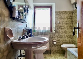 Bagno - Semi-detached house Frazione Castiglioni
 
77, Arcevia - photo 28