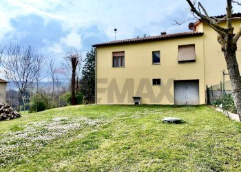 Casa all\'aperto - Semi-detached house Frazione Castiglioni
 
77, Arcevia - photo 36