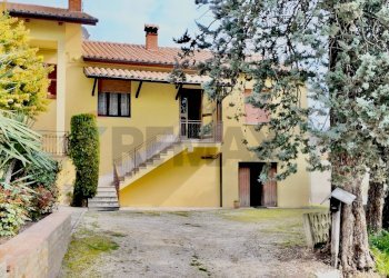 Casa all\'aperto - Semi-detached house Frazione Castiglioni
 
77, Arcevia - photo 39