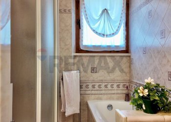 Bagno - Trilocale Via Michelangelo
 
122, Osimo - foto 36