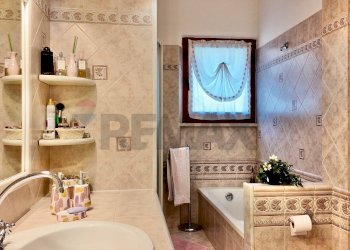 Bagno - Trilocale Via Michelangelo
 
122, Osimo - foto 38