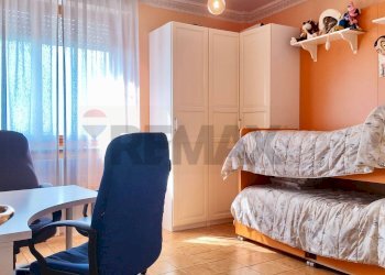 Camera / camera da letto - Trilocale Via Michelangelo
 
122, Osimo - foto 43