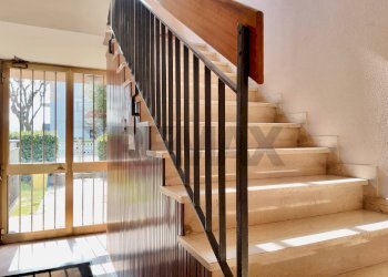 Scale - Quadrilocale Viale delle Provincie
 
26, Mondolfo - foto 5