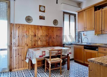 Cucina - Quadrilocale Viale delle Provincie
 
26, Mondolfo - foto 17