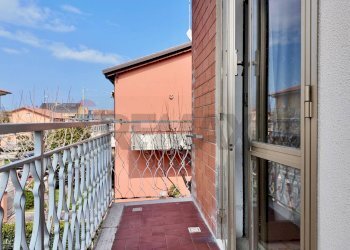 Balcone - Quadrilocale Viale delle Provincie
 
26, Mondolfo - foto 45