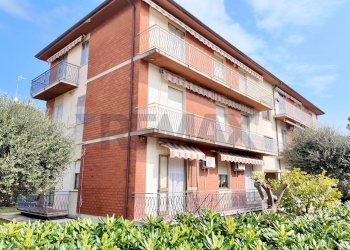 Edificio all\'aperto - Quadrilocale Viale delle Provincie
 
26, Mondolfo - foto 56