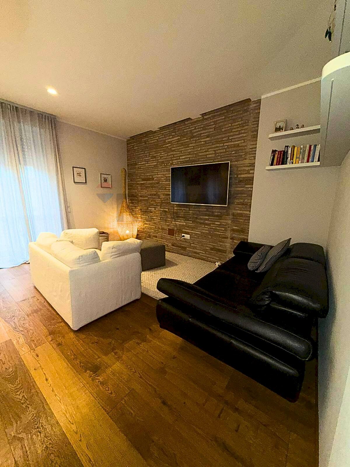 Soggiorno - Semi-detached Villa via Garibaldi
 
21, Casteggio - photo 1