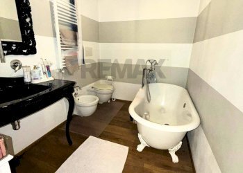 Bagno - Semi-detached Villa via Garibaldi
 
21, Casteggio - photo 9