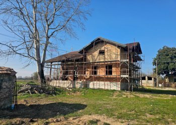 Casa all\'aperto - Villa Via Chiozzo
 
81, Gropello Cairoli - foto 22