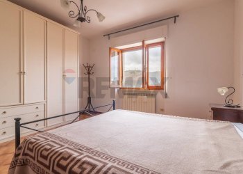 Camera / camera da letto - Quadrilocale Via Vico Consorti
 
89, Semproniano - foto 20