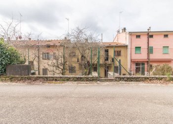 Edificio all\'aperto - Quadrilocale Via Vico Consorti
 
89, Semproniano - foto 33