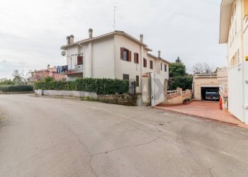 Casa all\'aperto - Quadrilocale Vasco de Gama
 
19, Canino - foto 13